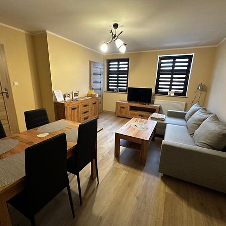 Apartamenty Alicja Dzierzoniow Exterior photo