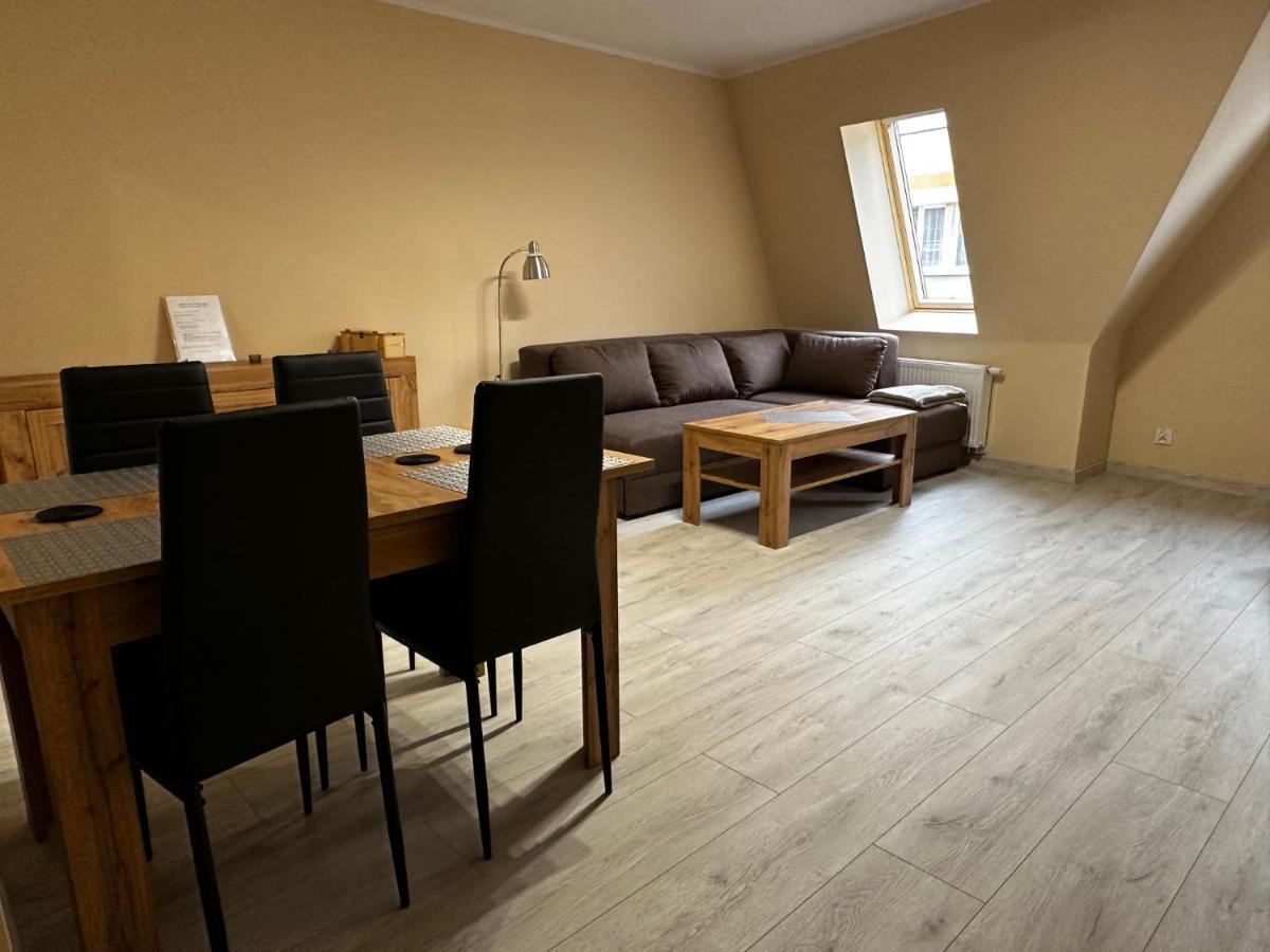 Apartamenty Alicja Dzierzoniow Exterior photo
