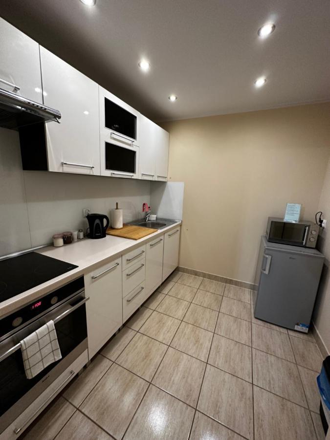 Apartamenty Alicja Dzierzoniow Exterior photo