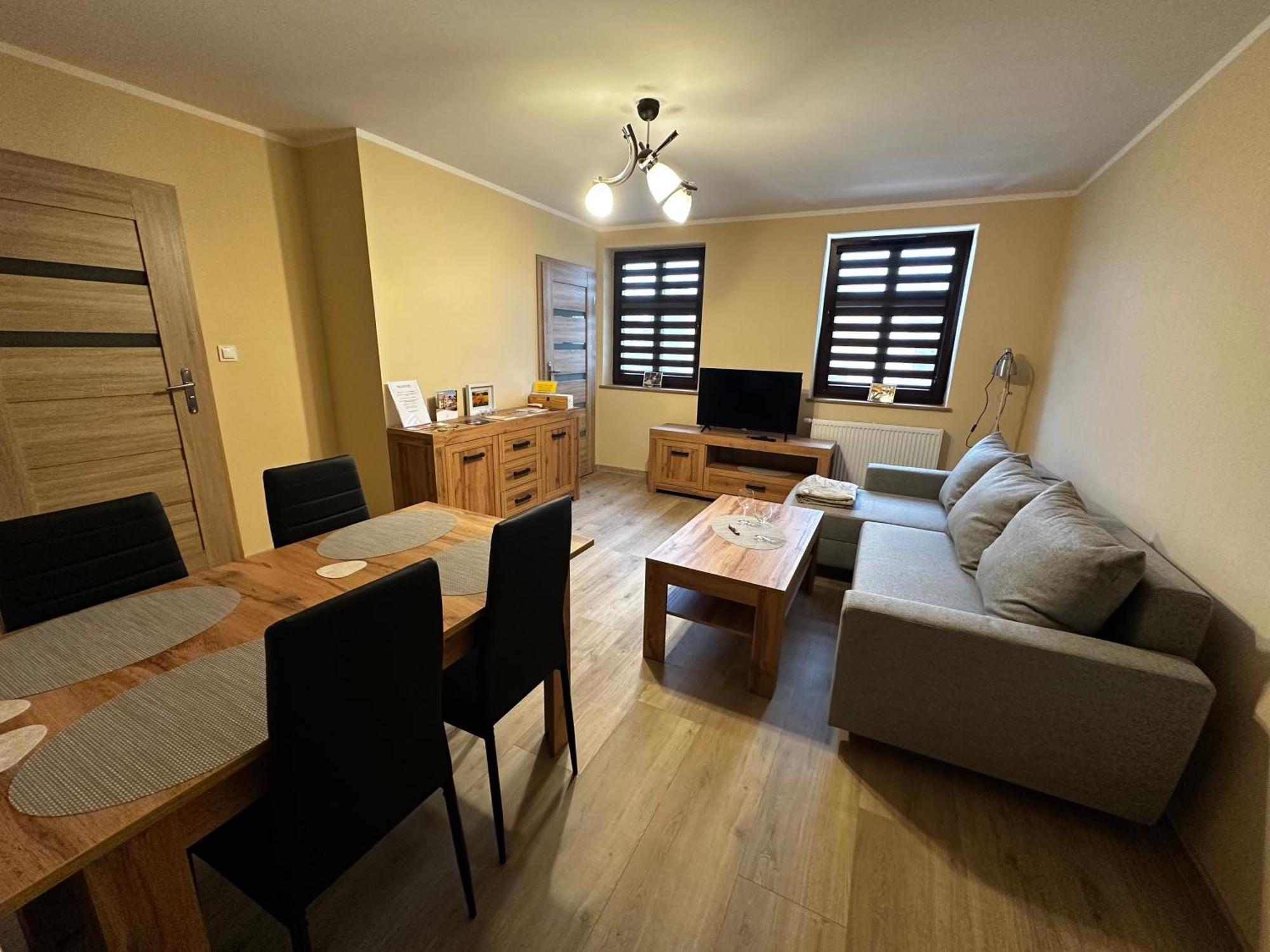 Apartamenty Alicja Dzierzoniow Exterior photo